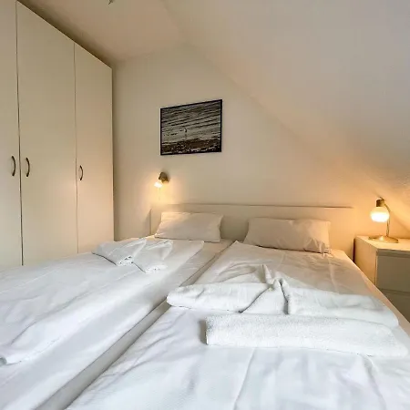 Strandnahe-ferienwohnung-mit-zwei-sep-schlafzimmern Apartment